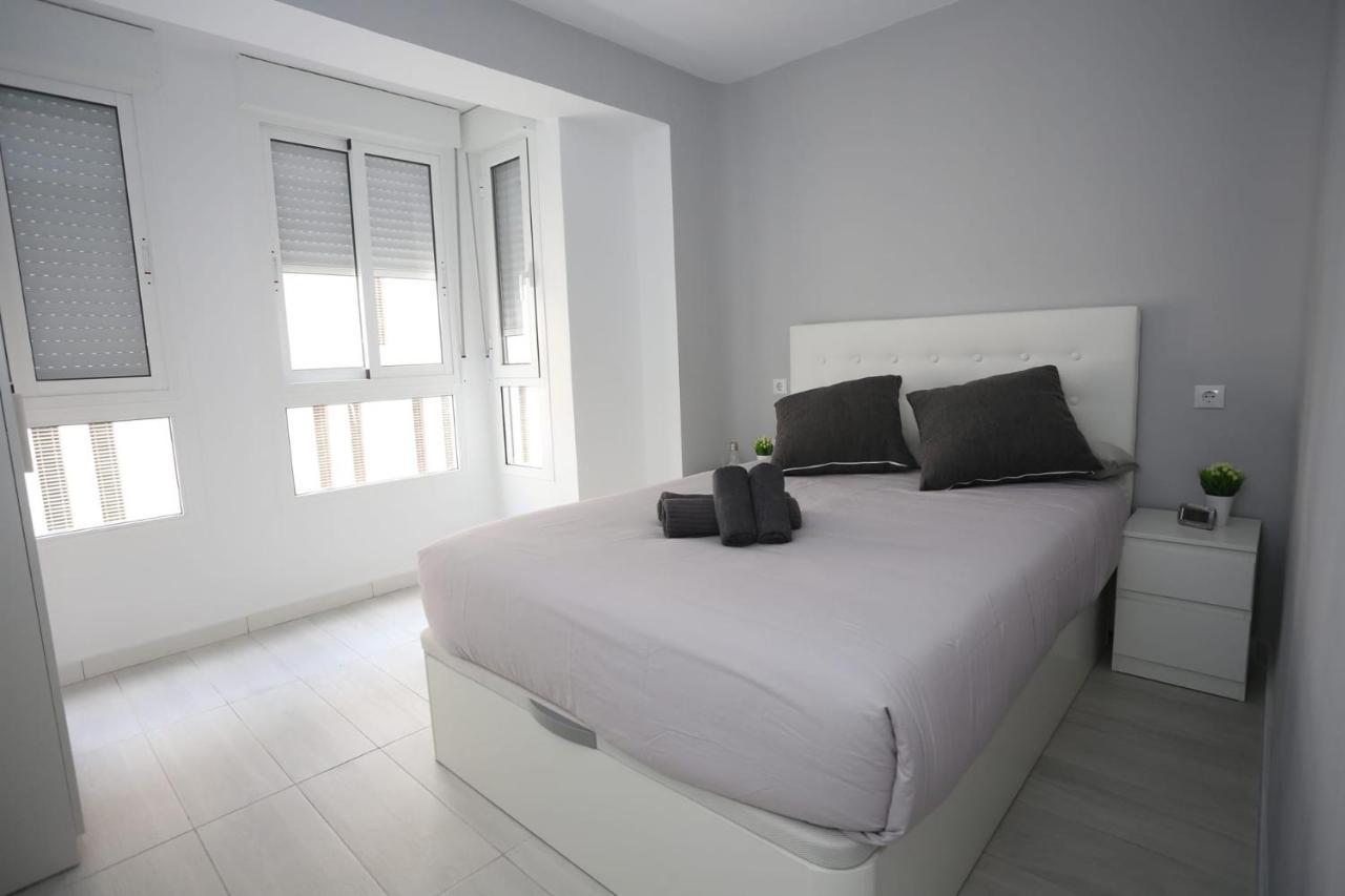 Apartamentos Navas Gam Alicante Kültér fotó